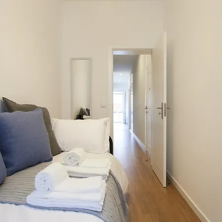 Διαμέρισμα Altido Cosy 2br Apt With Terrace In Penha De Franca, 5mins From The Viewpoint Of Monte Agudo Lisboa