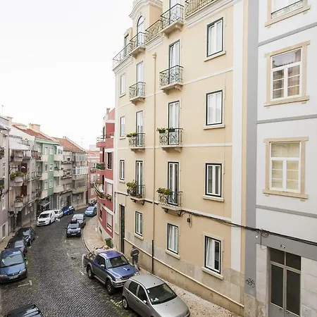 Διαμέρισμα Altido Cosy 2br Apt With Terrace In Penha De Franca, 5mins From The Viewpoint Of Monte Agudo Lisboa